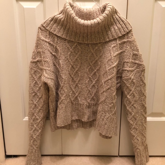 Forever 21 turtleneck sweater - Picture 1 of 2